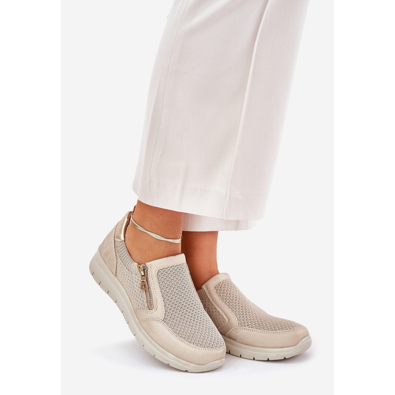 Sapatos femininos na plataforma com castelo de ouro dourado 1