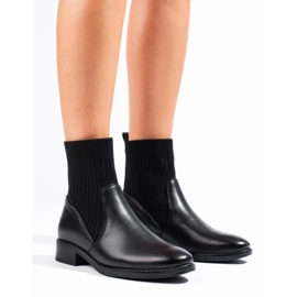 Botins slip-on com salto plano preto 2