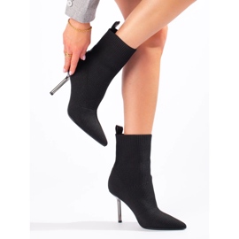 Botins femininos justos com salto alto preto 2