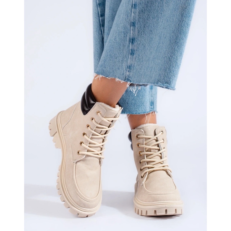 Botas femininas bege 1