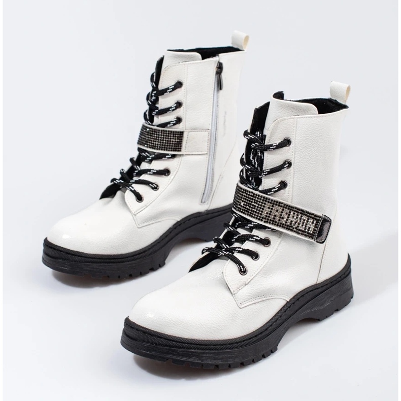 W. Potocki Bota menina Potocki com cristais branco 2