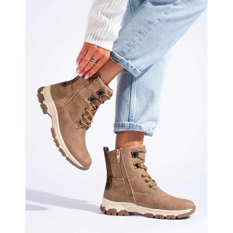 Botas femininas com atacadores e zíper decorativo castanho 1