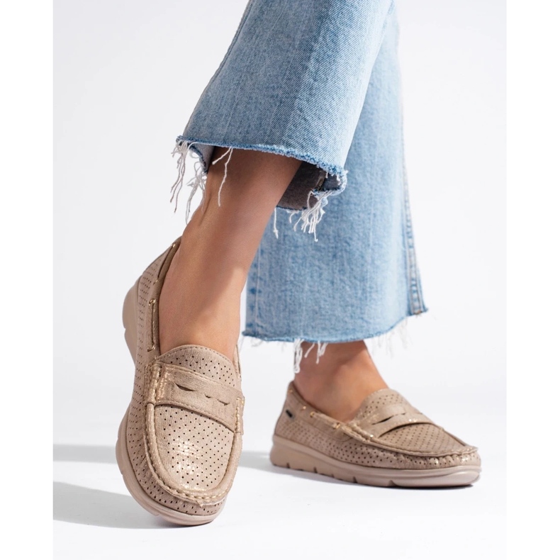 Mocassins de mulher Shelovet dourados em camurça bege 1