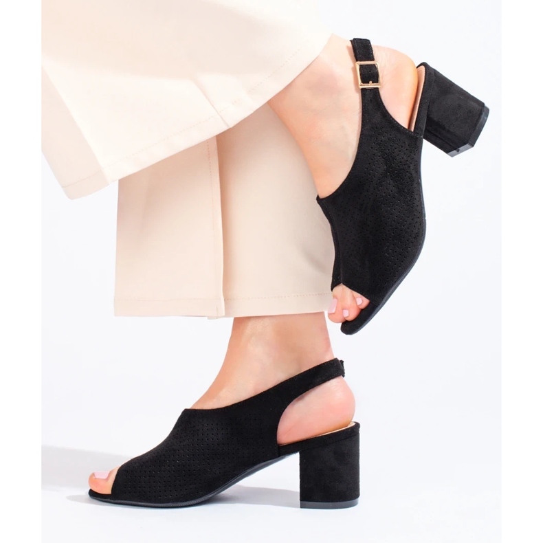 W. Potocki Sandália salto alto com recortes preto Shelovet. 1