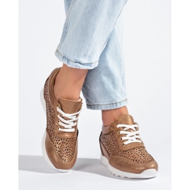 Tênis vazado com cunha oculta marrom Shelovet castanho 2