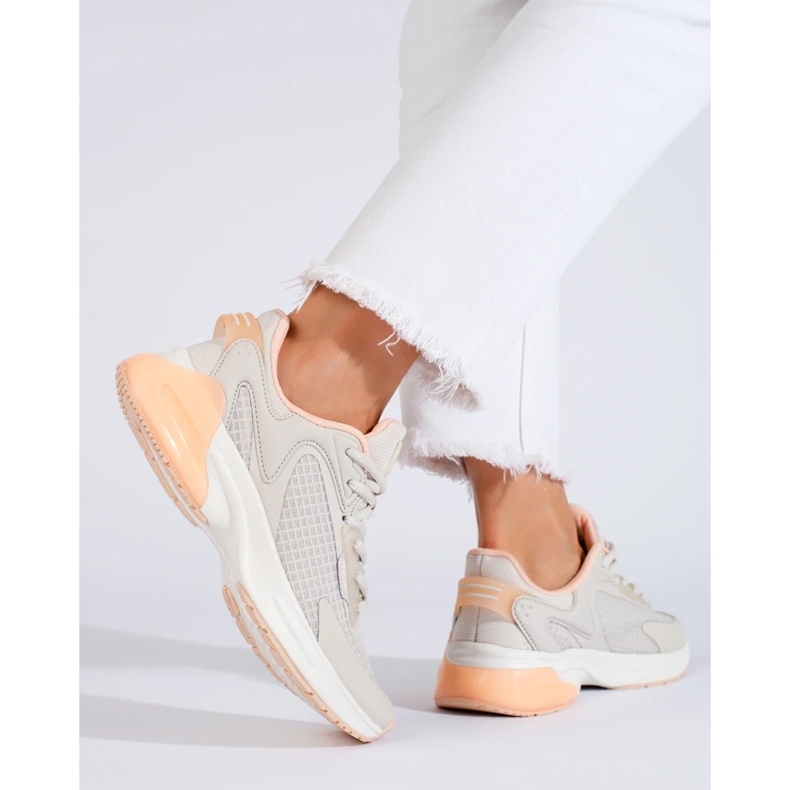 Tênis esportivo bege feminino LL274336 Big Star 2