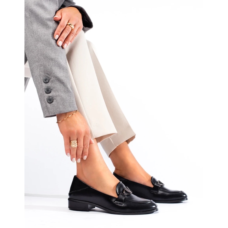 Lordes femininos negros em couro ecológico Shelovet preto 2