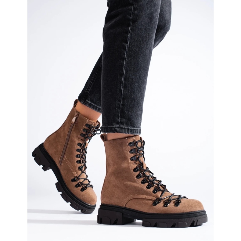 Botas de trabalho marrons em camurça, Vinceza. bege 2