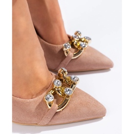 Salto alto em camurça rosa com corrente da Vinceza 1