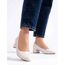 Sapatos femininos de salto baixo, bege claro 2