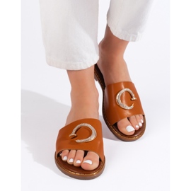 Chinelos camelo femininos com elemento decorativo castanho 2