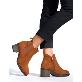Botins clássicos castanhos 2
