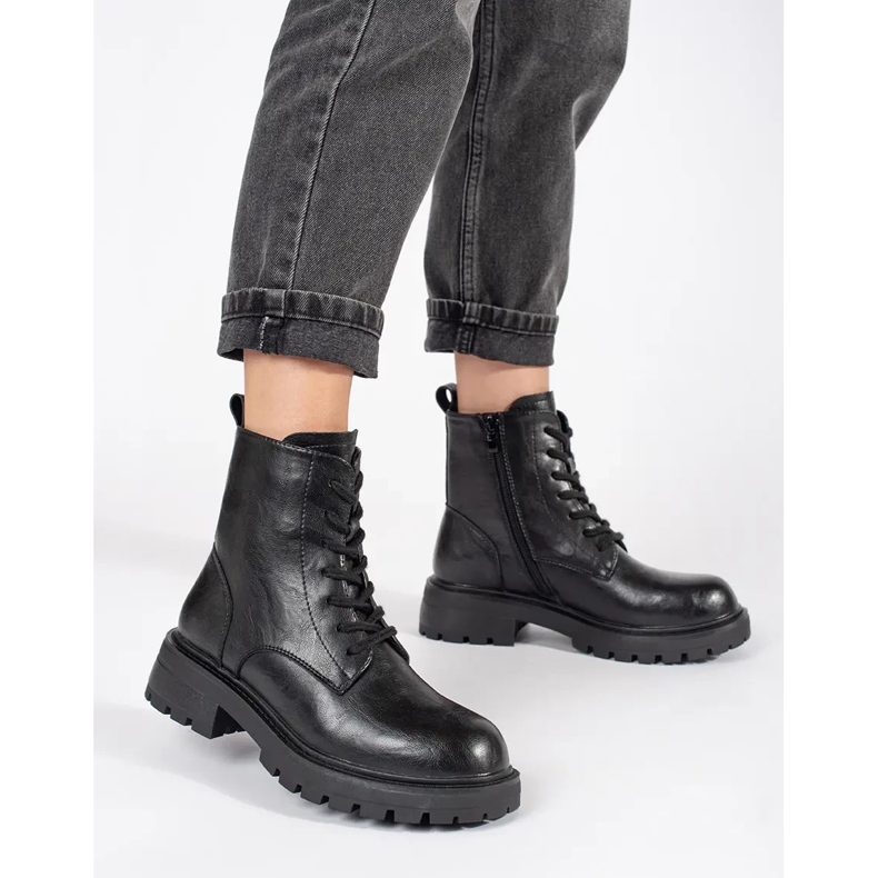 Botas femininas de couro preto na plataforma Sergio Leone 1