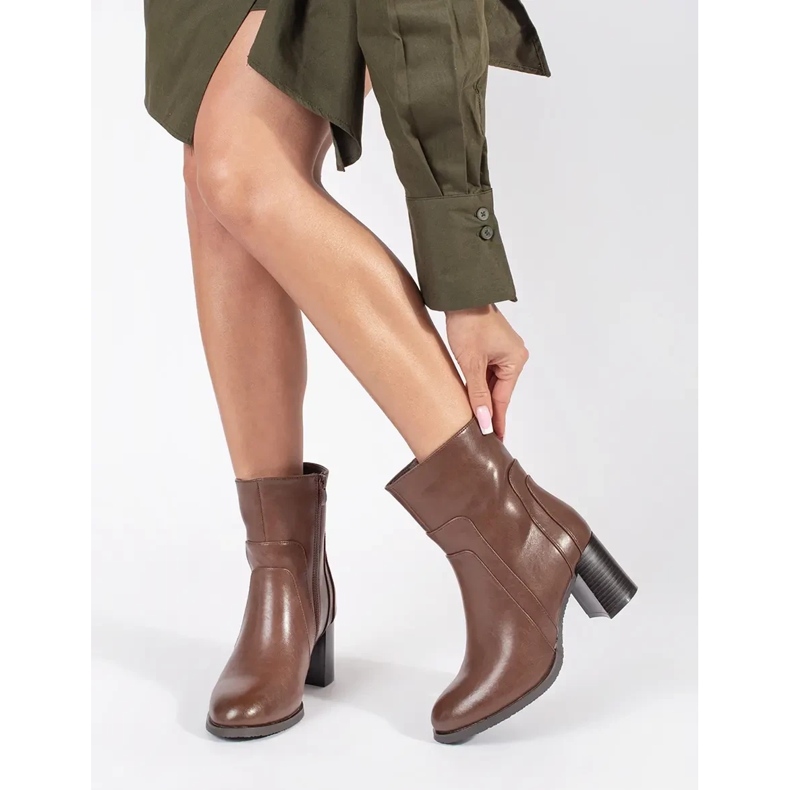 Botins femininos de couro marrom Sergio Leone 2