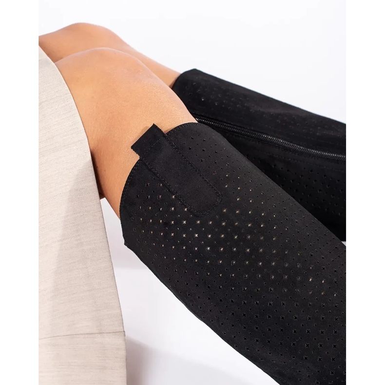 Botas de camurça preta perfuradas preto 1