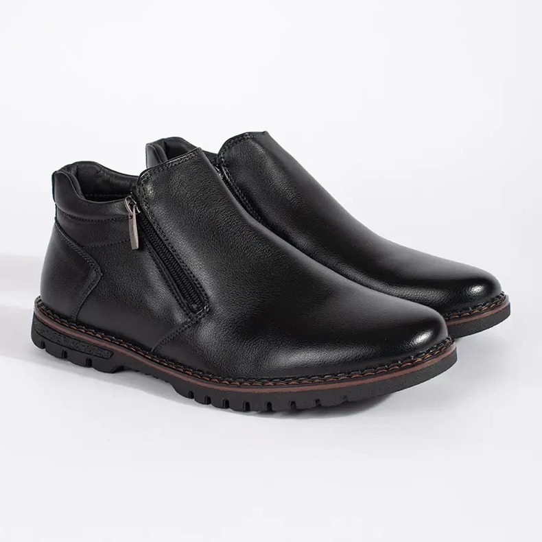 Botins masculinos pretos com isolamento 1