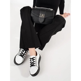 Goodin Tênis de couro branco e preto em uma sola grossa 2