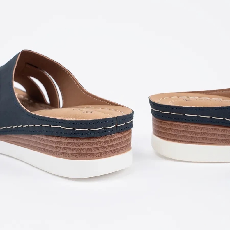 Chinelos confortáveis ​​em cunhas azuis baixas azul 1