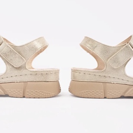 Goodin Sandálias femininas douradas com um ornamento dourado 2