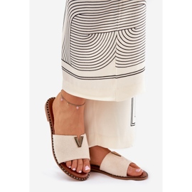 Flipes femininos de grama plana com detalhes decorativos bege 1