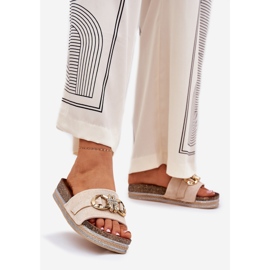 Boto Flips femininos na plataforma com glitter e um bege de decoração de ouro 1