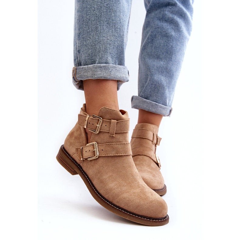 Saltos planos femininos com listras bege 5