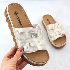 Flip feminino na plataforma com Golden Rieker V8763-60 dourado 1