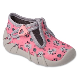 Chinelos infantis Befado 110N484, rosa com gatinhos cinza 1 Chinelos infantis Befado 110N484, rosa com gatinhos cinza 1