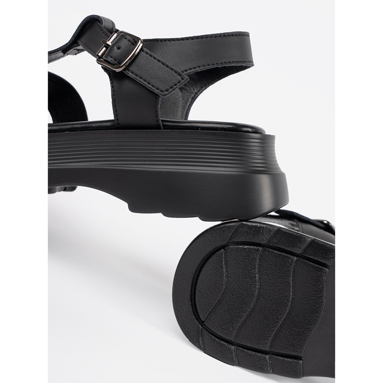 Goodin Sandálias pretas em uma sola grossa preto 1