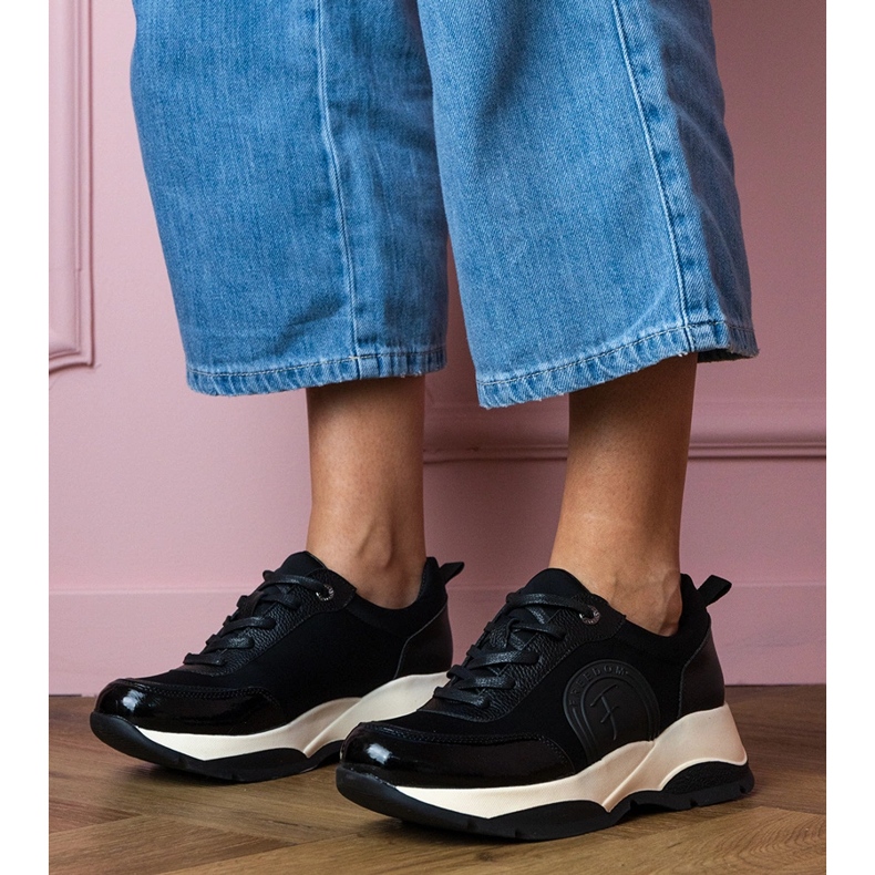 Tênis esportivos femininos negros preto 1