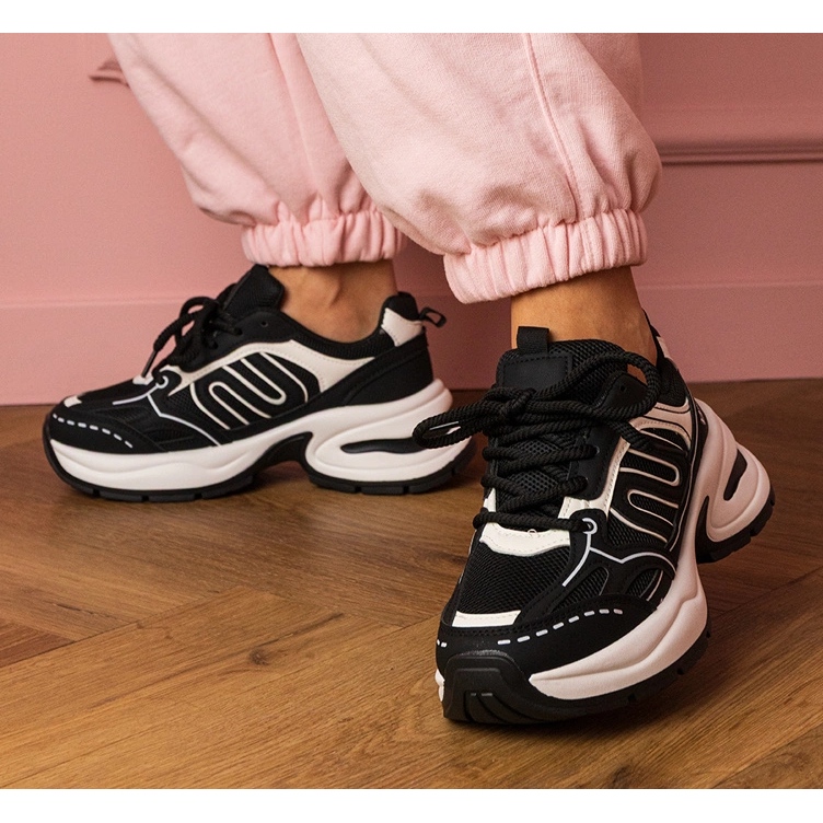 Tênis de tênis pretos tênis esportivos 1