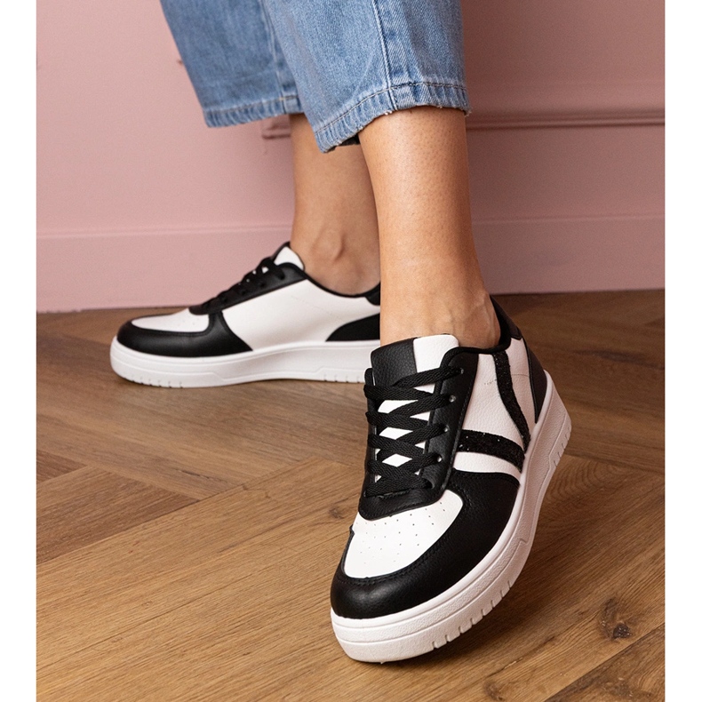 Tênis pretos tênis decorados com glitter 2