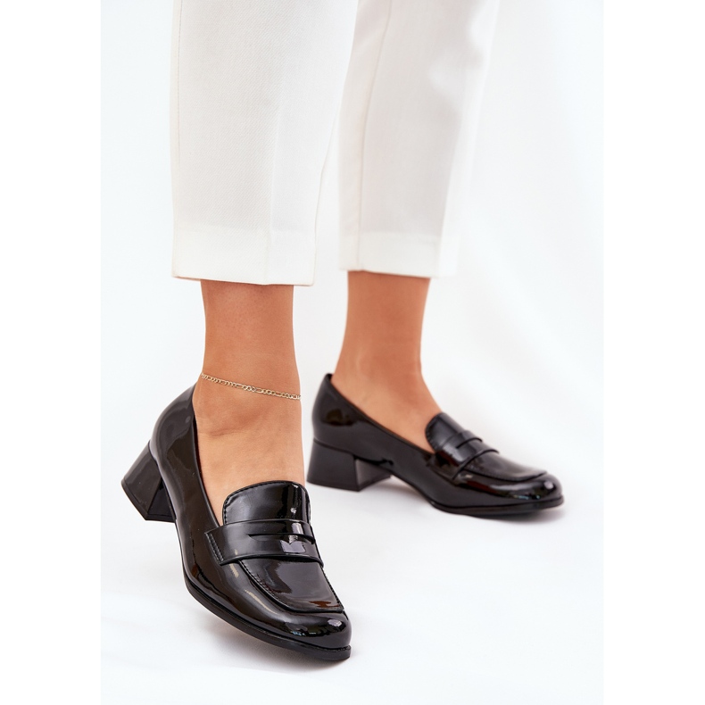 Bombas pretas com baixo teto preto 1 Bombas pretas com baixo teto preto 1