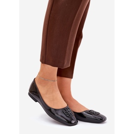 Ballerinas femininas elegantes pintadas com um Vinceza 17377 Black Detalhe decorativo preto 1