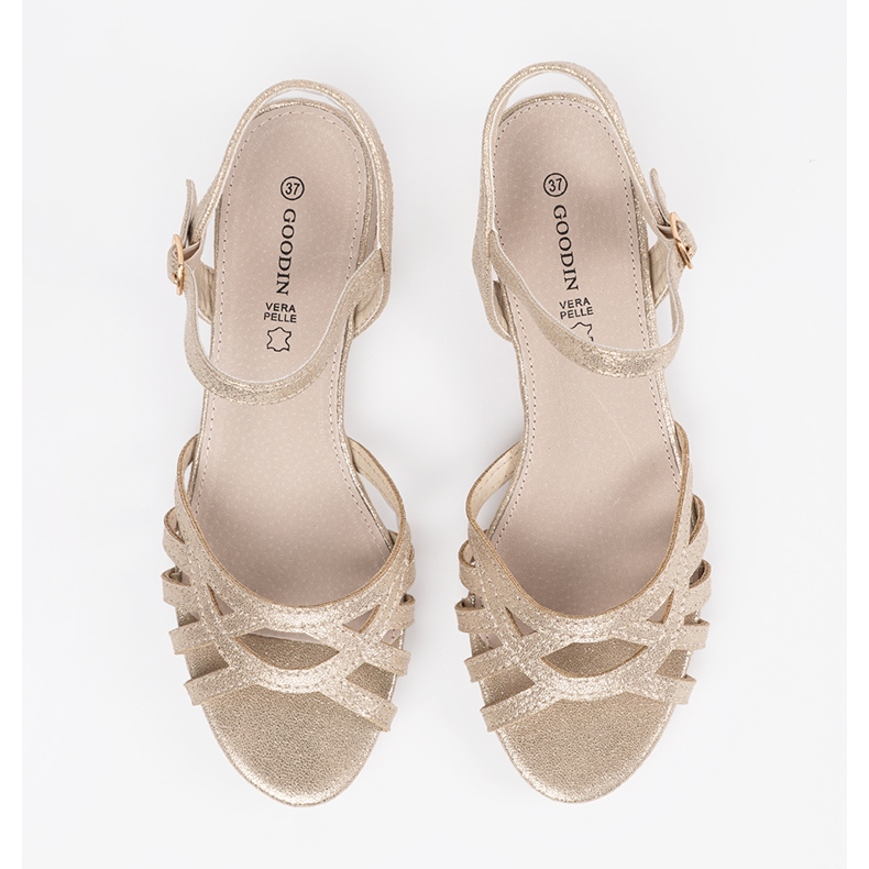 Goodin Sandálias de ouro com uma inserção de couro dourado 1