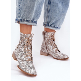 Maciejka de salto plano de couro 06391-25 botas bege 2