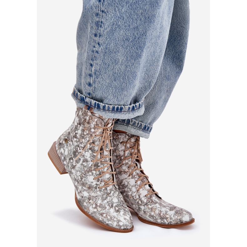 Maciejka de salto plano de couro 06391-25 botas bege 1