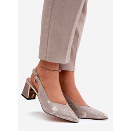 Sandálias de couro feminino no pilar com ferramentas de alto nariz Vinceza 66733 ouro e prata 1