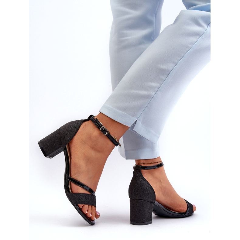 Vinceza Sandálias de glitter feminino 20244 em um pilar baixo preto 3