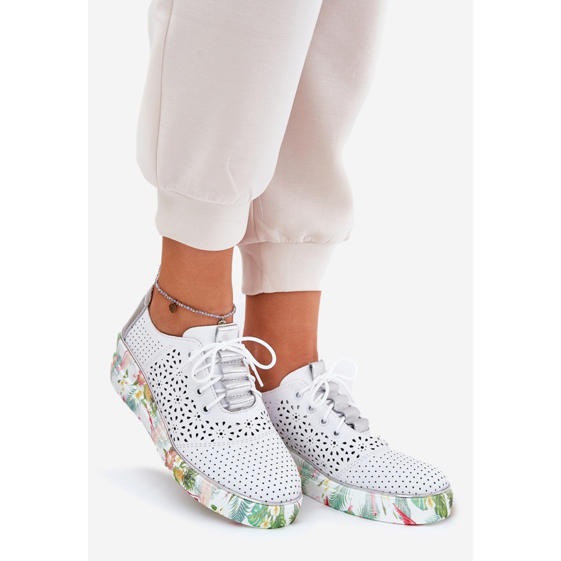 Sapatos de couro feminino Artiker 56c1799 branco e prata 1