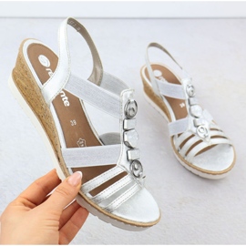 Sandálias femininas para cunha com elásticos Silver Remonte R6264-92 prata 1