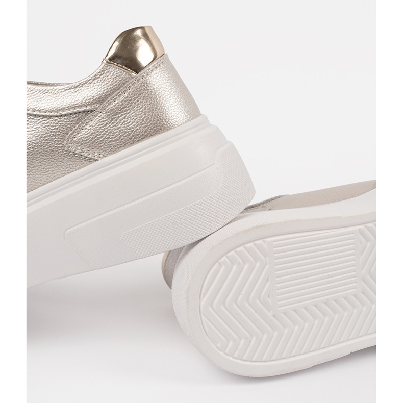 Tênis de ouro na plataforma de couro Sergio Leone dourado 1