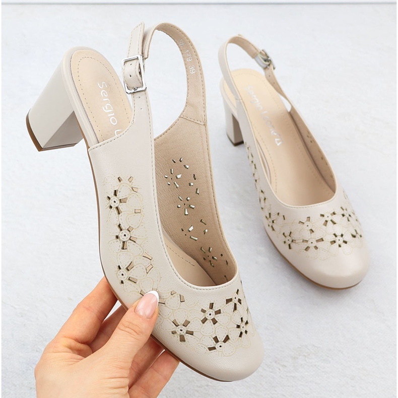 Sandálias femininas cheias de abertura bege sergio leone sk179 1