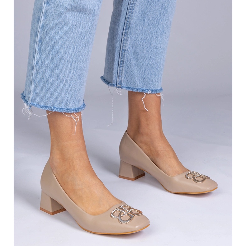 Bombas marrons com bainha com zircões marrom 2