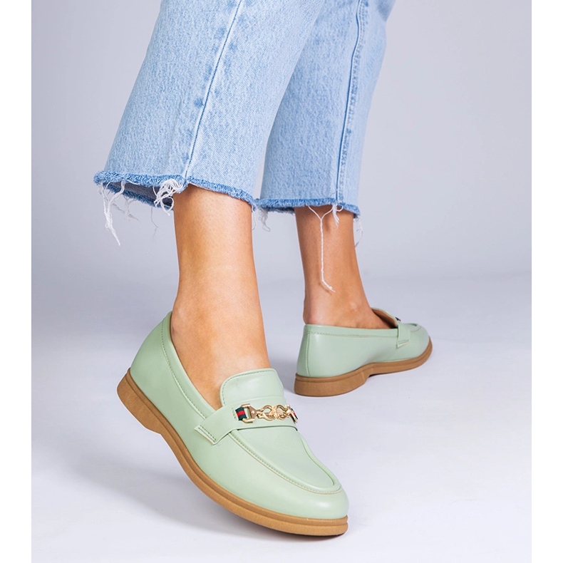 Mocassins verdes com decoração dourada 2 Mocassins verdes com decoração dourada 2