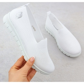 Sapatos esportivos femininos escorregaram Potocki White 16327 branco 1