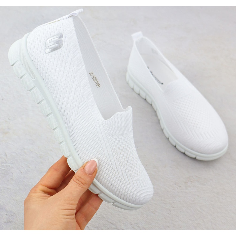 Sapatos esportivos femininos escorregaram Potocki White 16327 branco 1