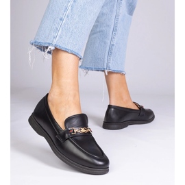 Mocassim preto com decoração dourada 1 Mocassim preto com decoração dourada 1