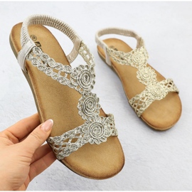 Sandálias confortáveis ​​femininas Irsona Golden Artiker 56C1281 dourado 1