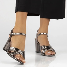 Filippo Sandálias de couro feminino no post de aço de grafite ds6901/25 GN preto 2